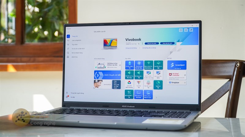 ASUS VivoBook 15 OLED L1202W sẽ có được thời lượng pin lâu hơn với các tác vụ sử dụng cơ bản, làm việc, giải trí nhẹ nhàng.
