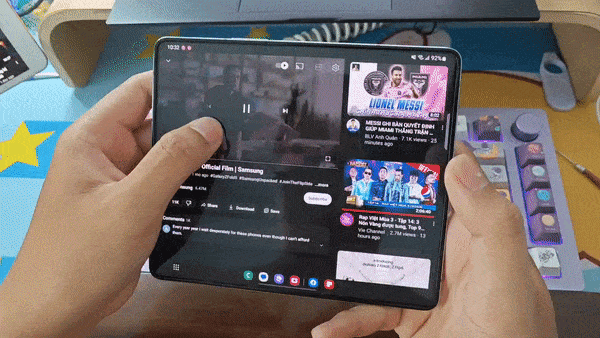 Trải nghiệm chế độ Flex trên Galaxy Z Fold5 Trải nghiệm chế độ Flex trên Galaxy Z Fold5