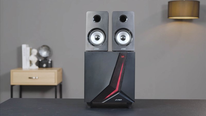 Trên tay loa vi tính 2.1 Fenda F670X