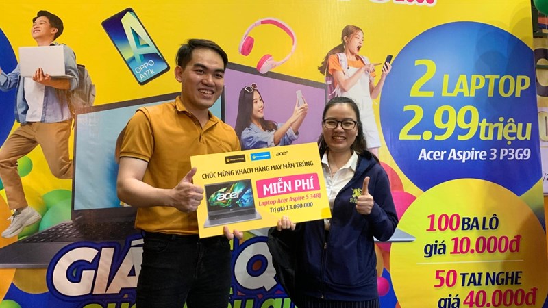 Toàn cảnh sự kiện Laptop Giá Rẻ Quá