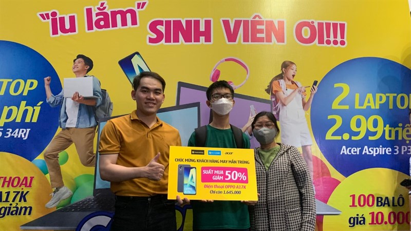 Toàn cảnh sự kiện Laptop Giá Rẻ Quá