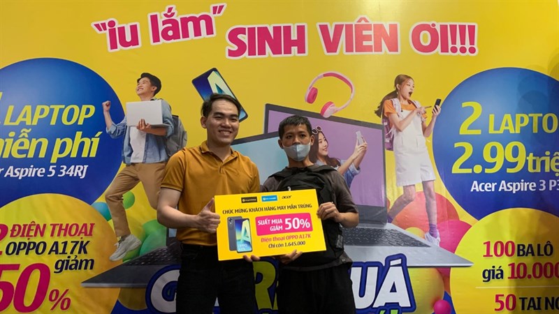 Toàn cảnh sự kiện Laptop Giá Rẻ Quá
