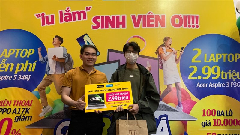 Toàn cảnh sự kiện Laptop Giá Rẻ Quá