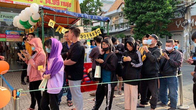 Toàn cảnh sự kiện Laptop Giá Rẻ Quá