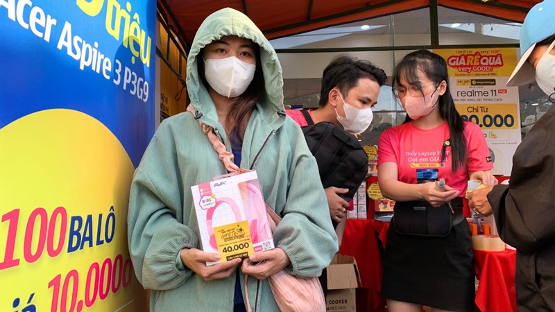 Toàn cảnh sự kiện Laptop Giá Rẻ Quá