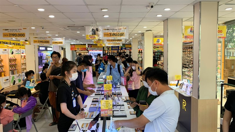 Toàn cảnh sự kiện Laptop Giá Rẻ Quá