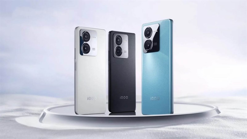 Ba tuỳ chọn màu sắc trên iQOO Z8 Ba tuỳ chọn màu sắc trên iQOO Z8