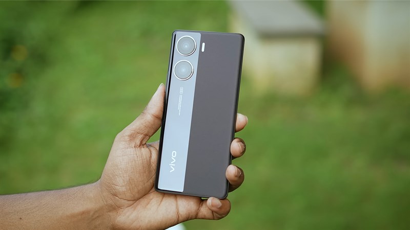 Vivo V29e vừa ra mắt tại Ấn Độ với nhiều cải tiến về camera Vivo V29e vừa ra mắt tại Ấn Độ với nhiều cải tiến về camera