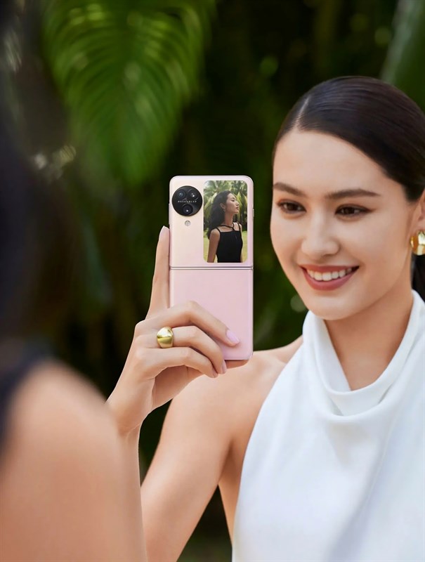 OPPO Find N3 Flip sở hữu mô-đun camera sau hình tròn mới mẻ
