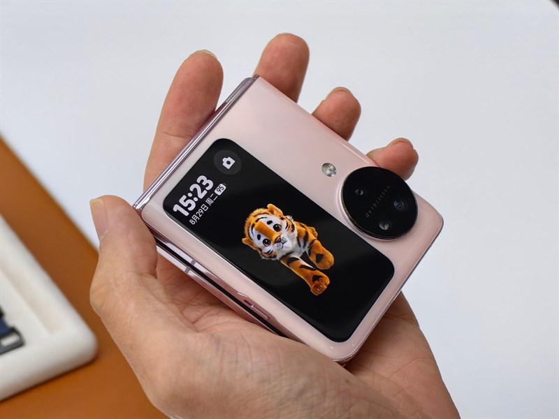 Màn hình OPPO Find N3 Flip được cải tiến sâu về phần mềm