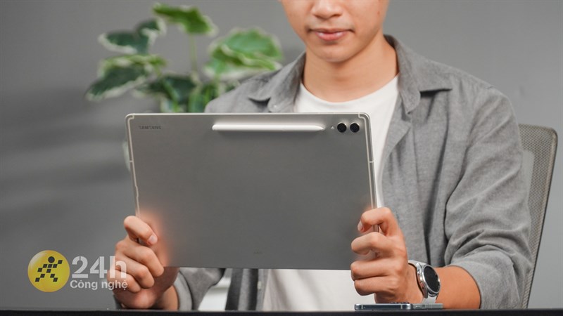 Sở hữu Galaxy Tab S9 series, Z Flip5,  Z Fold5: Tặng gói Samsung Care+ 6 tháng, nhiều đặc quyền