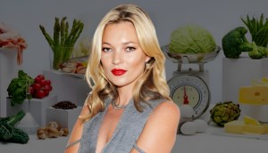 Bỏ túi bí kíp giữ dáng độ tuổi U50 của Kate Moss