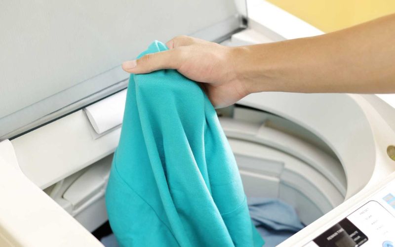 How to wash hoodie cotton sweatshirt without causing fabric lint