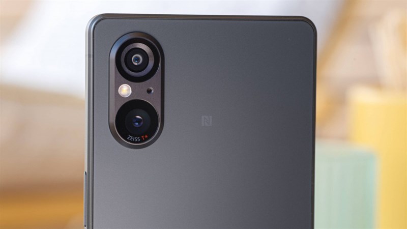 Camera chính của Sony Xperia 5 V được nâng cấp về độ phân giải, từ 12 MP lên thành 48 MP. Nguồn: GSMArena.