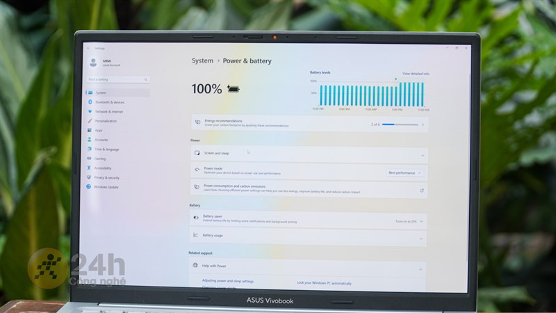 Với một con chip mạnh và màn hình có độ phân giải cao thời lượng pin mà ASUS Vivobook 14X OLED KM006W đạt được là rất tốt.