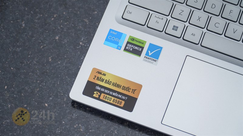 ASUS Vivobook 14X OLED KM006W được cung cấp sức mạnh từ con chip Intel Core i5 Raptor Lake - 13500H