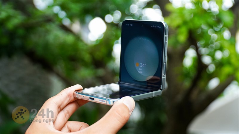 Galaxy Z Flip5 đã khiến mình thay đổi những suy nghĩ, định kiến về điện thoại gập.