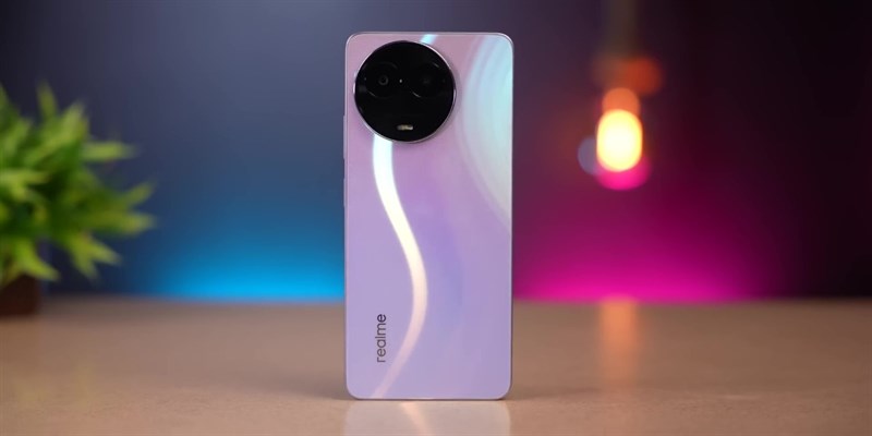 realme 11x 5G lại có hiệu ứng đổi màu hình chữ S.