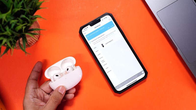 Trên tay realme Buds Air 5 Pro