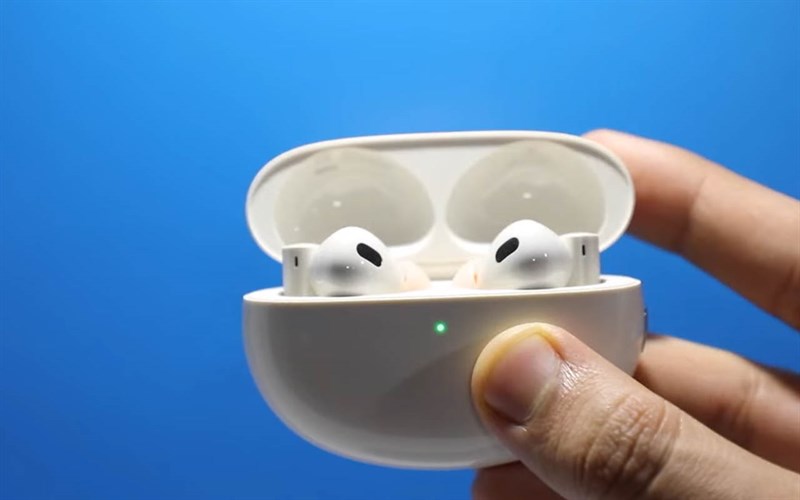 Trên tay realme Buds Air 5 Pro