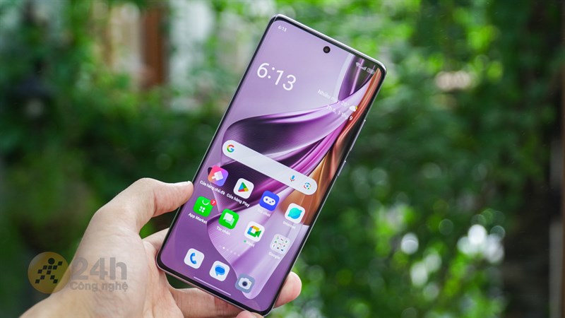 OPPO Reno10 Pro+ 5G còn được trang bị vi xử lý Snapdragon 8+ Gen 1 mang lại hiệu suất cực kì mạnh mẽ
