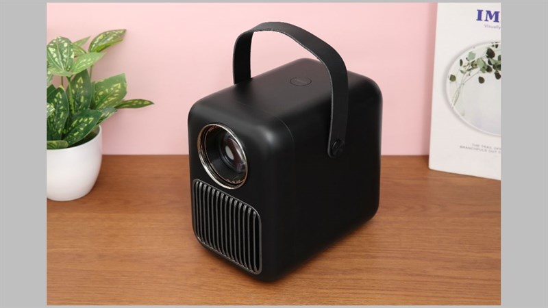 3. Wanbo Full HD T6R Max - Máy chiếu có thiết kế tối giản, hiện đại 3. Wanbo Full HD T6R Max - Máy chiếu có thiết kế tối giản, hiện đại