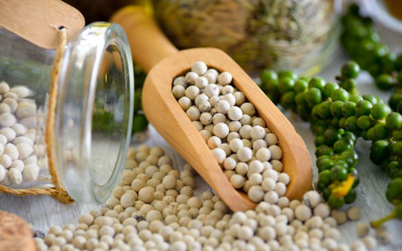 Giá tiêu thế giới