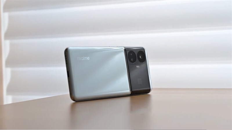 realme GT6 có thể được trình làng vào tháng 08/2024 với mức giá tương đương với thế hệ trước