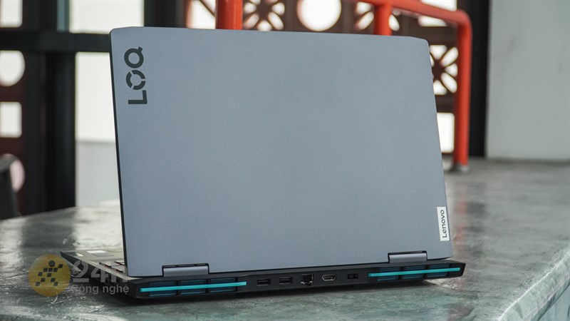 Lenovo LOQ 15IRH8 nhìn chung là một chiếc laptop gaming rất đáng mua hiện nay nếu bạn không quá dư dả về tài chính