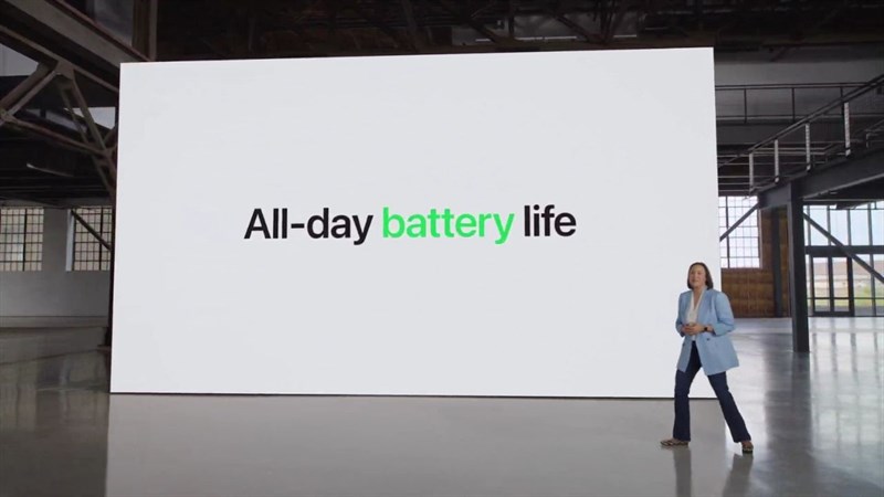 Pin tiếp tục là điểm cộng của iPhone 15 Plus.