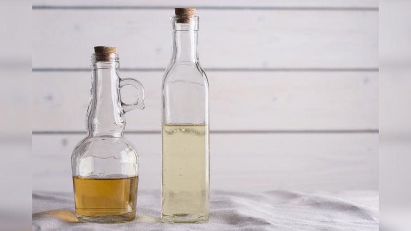 Use vinegar to eliminate odors
