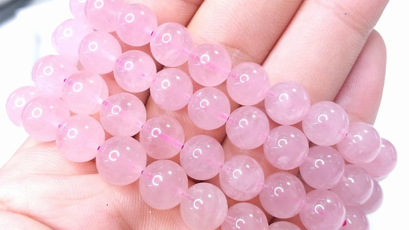 Pink quartz stone