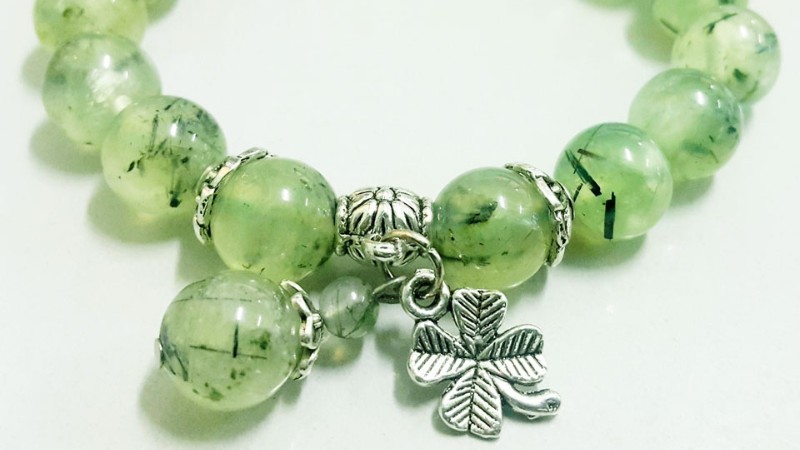 Green quartz stone