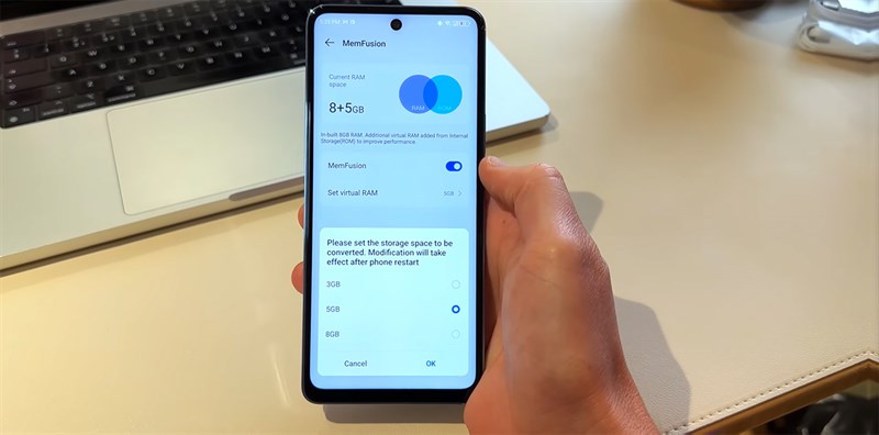 Tecno POVA 5 Pro còn được trang bị dung lượng RAM 16 GB (8 GB RAM chính + 8 GB RAM ảo) Tecno POVA 5 Pro còn được trang bị dung lượng RAM 16 GB (8 GB RAM chính + 8 GB RAM ảo)