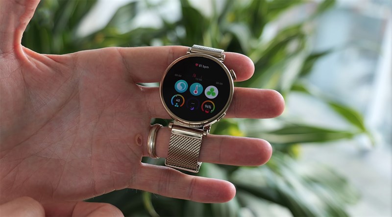 Huawei Watch GT 4 đã được cải tiến mạnh mẽ cá cảm biến đi kèm