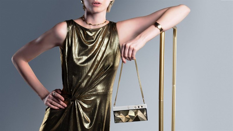 Honor V Purse có thiết kế mới lạ và sang trọng