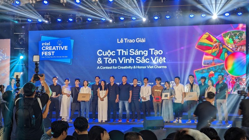 Toàn cảnh sự kiện Intel Tech Camp 2023 Toàn cảnh sự kiện Intel Tech Camp 2023