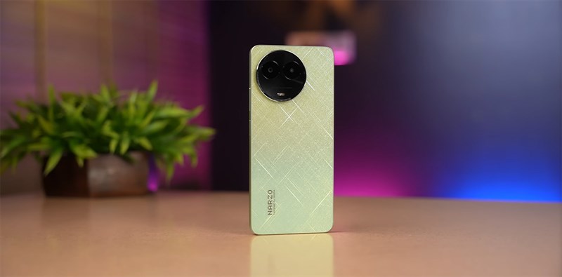 realme Narzo 60x 5G được thiết kế theo phong cách vuông hiện đại realme Narzo 60x 5G được thiết kế theo phong cách vuông hiện đại