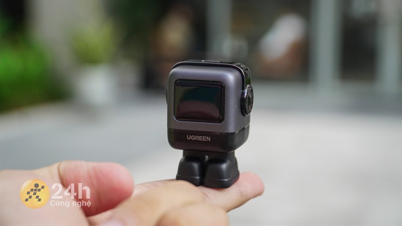 Ugreen Nexode RG 30 W vừa cung cấp khả năng sạc nhanh vừa có thể dùng để trang trí