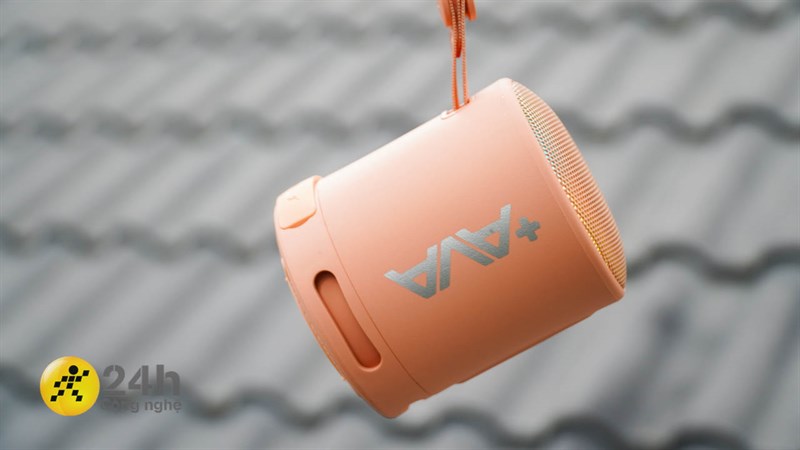 AVA+ Free Go F13 hiện đang được bán tại hệ thống Thế Giới Di Động với mức giá 450 nghìn đồng (có thể thay đổi tùy chương trình khuyến mãi).