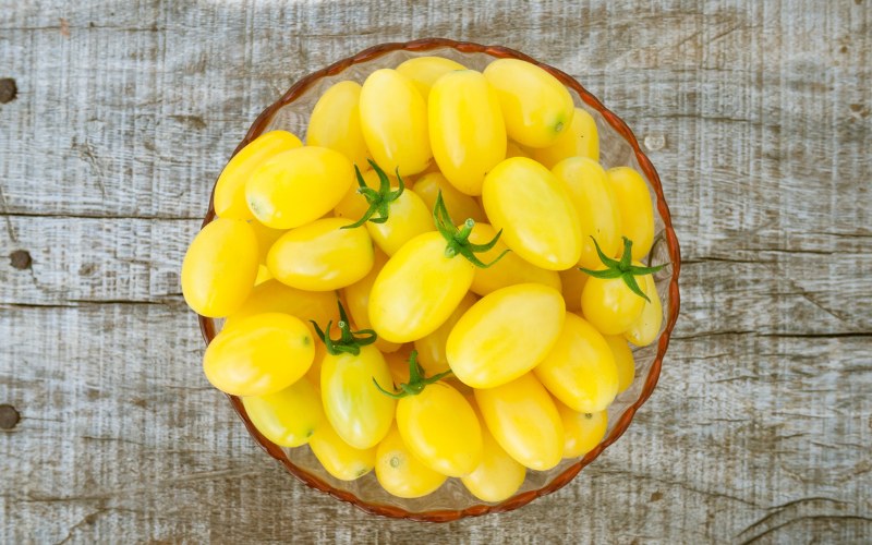 Yellow cherry tomatoes