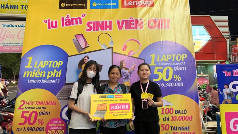 Toàn cảnh sự kiện Giá Rẻ Quá - Quà Nhiều Quá