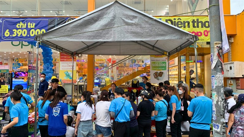 Toàn cảnh sự kiện Giá Rẻ Quá - Quà Nhiều Quá