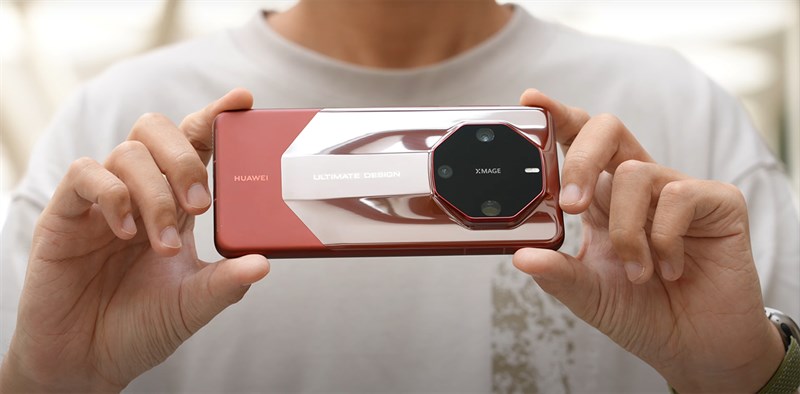 Thiết bị còn được trang bị dung lượng RAM 16 GB