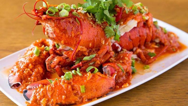 Lobster with tomato butter sauce