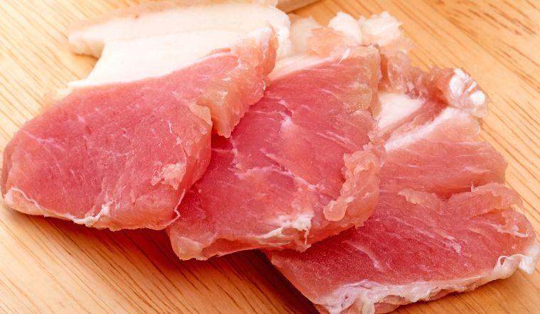 Giá thịt heo hôm nay 27/09/2023: Chân giò C.P giảm mạnh 16%