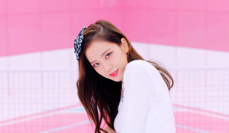 Điểm qua màu son 'hot trend' mùa thu được Jisoo lăng xê nhiệt tình