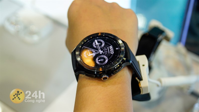 Trên tay Xiaomi Watch 2 Pro