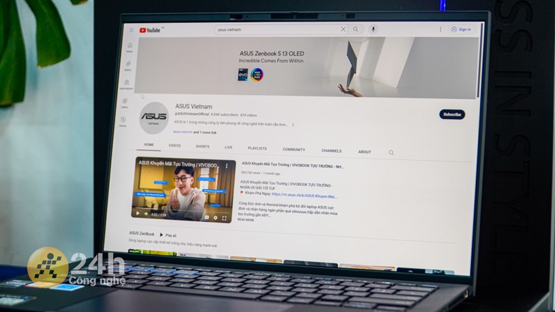 Màn hình của ASUS ExpertBook B9 OLED 2023 có chất lượng hiển thị rất ấn tượng