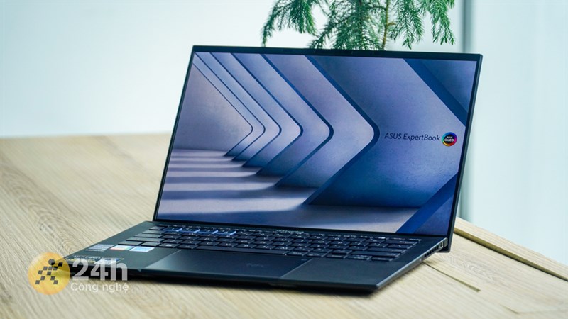 ASUS ExpertBook B9 OLED 2023 sẽ là một sự lựa chọn đáng cân nhắc khi bạn muốn tìm một chiếc laptop hiệu năng tốt, độ bền cao